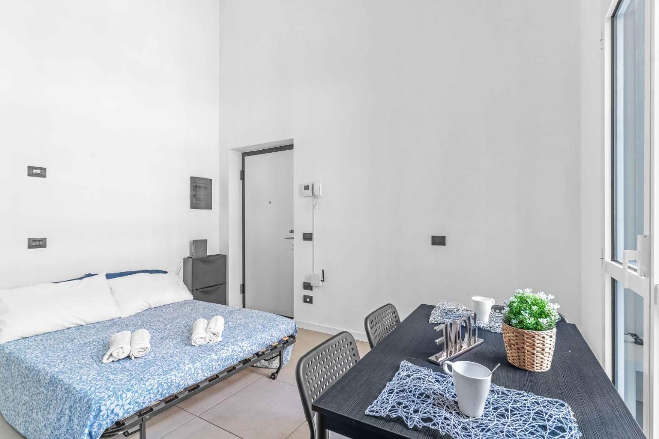 Cos54 - Exclusive Apartment With Garden In Милано Екстериор снимка